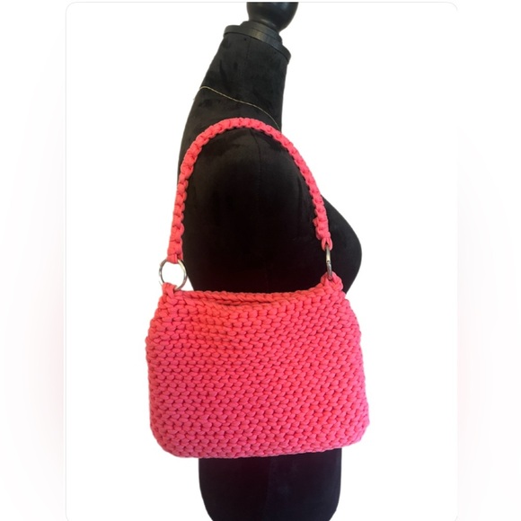 Vibrant Hot Pink Woven Shoulder Bag - Picture 1 of 3